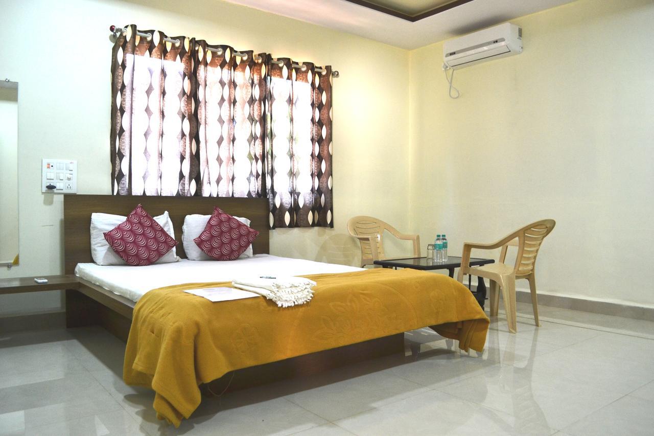 Hotel Prakruti Agro Farm Jawhār Exteriér fotografie